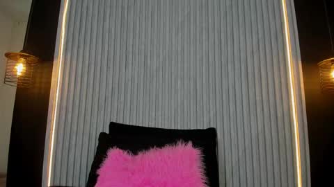 Alahia  online show from January 13, 1:49 pm