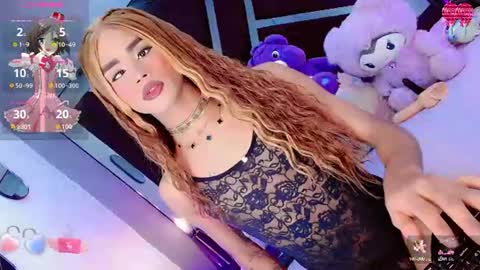 alahia_daboin online show from June 18, 5:19 am