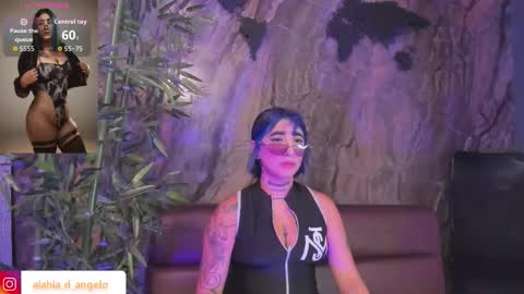 ALAHIA online show from December 4, 5:21 pm