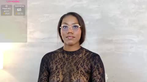 Snapshot of alaia_colins chatting on June 15, 3:09 am alaia_colins online show from June 15, 3:09 am
