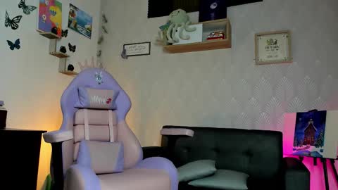 Alaia online show from February 12, 4:24 pm