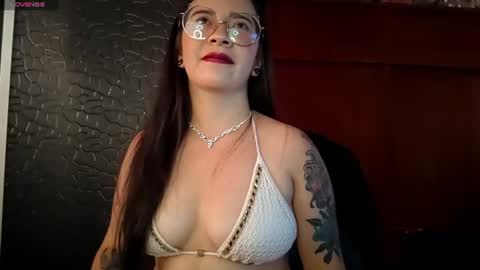 AlaiaSam online show from June 16, 9:28 pm