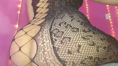 Snapshot of alaiia_rosse chatting on December 28, 5:33 am  Alaiia  online show from December 28, 5:33 am