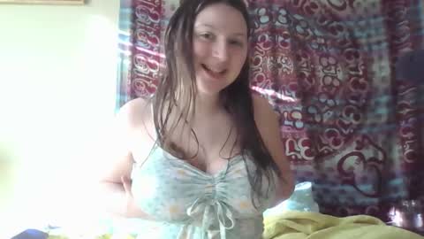 Snapshot of alaira_moon_lenai chatting on January 2, 8:57 pm Alaira Moon online show from January 2, 8:57 pm