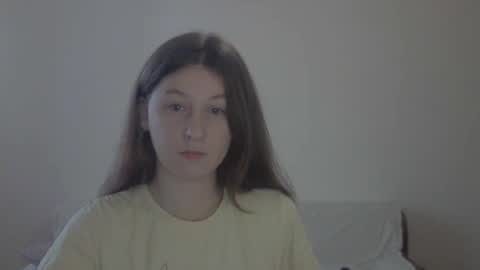 Snapshot of alalaska_ana chatting on December 5, 7:05 am Anna online show from December 5, 7:05 am