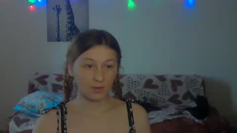 Snapshot of alalaska_ana chatting on December 20, 5:36 am Anna online show from December 20, 5:36 am
