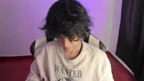 Snapshot of alan18n chatting on January 16, 3:35 pm alan18n online show from January 16, 3:35 pm