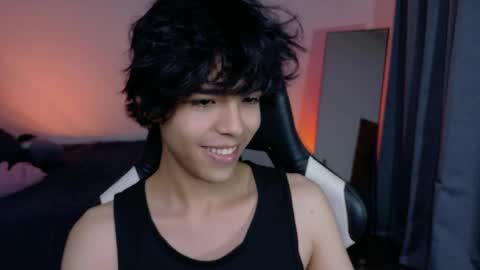 Snapshot of alan18n chatting on April 23, 12:29 pm alan18n online show from April 23, 12:29 pm