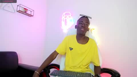 alan_blacke online show from October 30, 7:58 pm