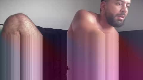 Snapshot of alan_fergusonn chatting on October 17, 9:39 pm Alan Ferguson online show from October 17, 9:39 pm