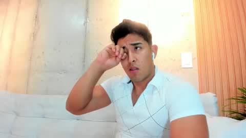 Snapshot of alan_greek_1 chatting on February 8, 10:29 am Alan greek online show from February 8, 10:29 am