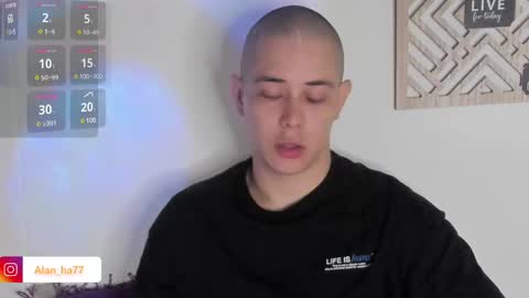 Snapshot of alan_hadid1 chatting on December 2, 3:47 am Alan Hadid online show from December 2, 3:47 am