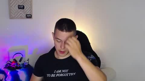 Snapshot of alan_hadid1 chatting on January 16, 7:31 pm Alan Hadid online show from January 16, 7:31 pm