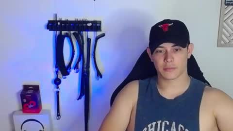 Snapshot of alan_hadid1 chatting on January 29, 9:28 pm Alan Hadid online show from January 29, 9:28 pm