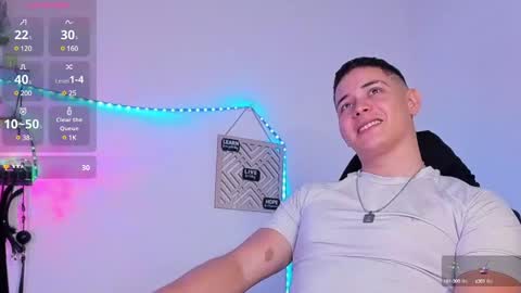 Snapshot of alan_hadid1 chatting on March 8, 8:14 pm Alan Hadid online show from March 8, 8:14 pm