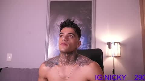 alan_morrys online show from May 7, 12:38 am