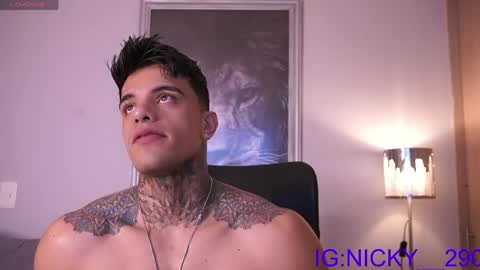 alan_morrys online show from May 27, 2:41 am