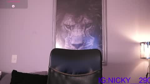 alan_morrys online show from May 28, 11:57 pm