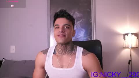 alan_morrys online show from June 14, 1:47 am