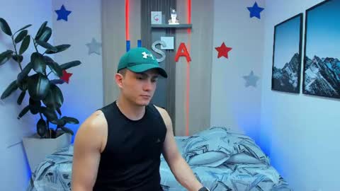 Snapshot of alan_nd_kevin chatting on July 3, 7:09 pm Alan Kevin can we reach 100 thumbs up please guys online show from July 3, 7:09 pm