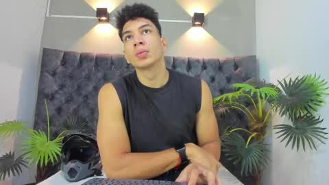 Snapshot of alan_redinger chatting on September 30, 2:00 pm Alan online show from September 30, 2:00 pm