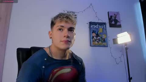 Snapshot of alan_rosee chatting on December 31, 2:03 pm Alan online show from December 31, 2:03 pm