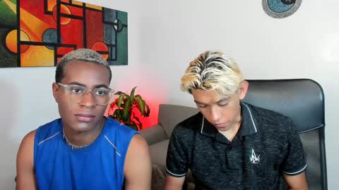 Snapshot of alan_scot chatting on December 18, 10:13 pm Alan and Criss - WE JUST FRIENDS WITH BENEFITS BOTH VERS online show from December 18, 10:13 pm