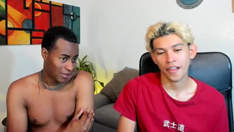 Snapshot of alan_scot chatting on January 16, 2:51 am Alan and Criss - WE JUST FRIENDS WITH BENEFITS BOTH VERS online show from January 16, 2:51 am