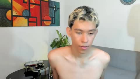 Snapshot of alan_scot chatting on February 22, 8:31 pm Alan and Criss - WE JUST FRIENDS WITH BENEFITS BOTH VERS online show from February 22, 8:31 pm