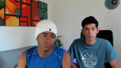 Snapshot of alan_scot chatting on September 15, 9:48 pm Alan and Criss - WE JUST FRIENDS WITH BENEFITS BOTH VERS online show from September 15, 9:48 pm