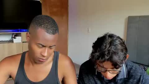 Snapshot of alan_scot chatting on August 2, 4:38 pm Alan and Criss - WE JUST FRIENDS WITH BENEFITS BOTH VERS online show from August 2, 4:38 pm