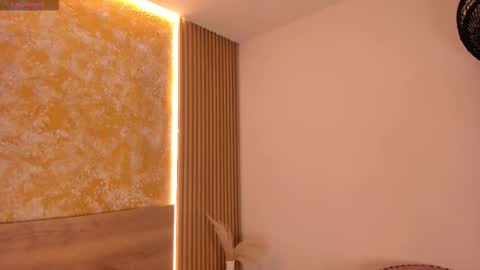 Snapshot of alana_2916 chatting on November 6, 3:51 am alana_2916 online show from November 6, 3:51 am