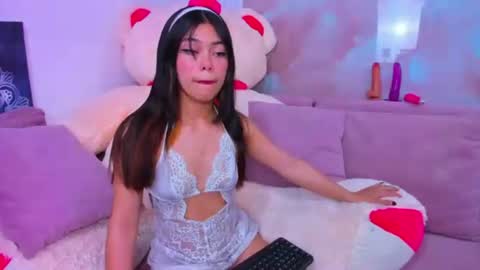 alana_deivis online show from June 14, 2:46 am