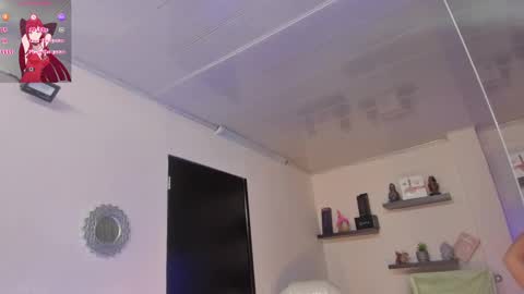 Maeve  online show from January 16, 11:04 am