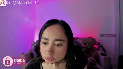 Snapshot of alana_pherson chatting on November 5, 1:49 am alana_pherson online show from November 5, 1:49 am