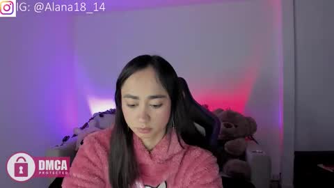 Snapshot of alana_pherson chatting on November 21, 6:45 am alana_pherson online show from November 21, 6:45 am