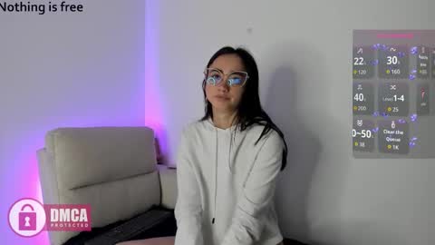 alana_pherson online show from February 12, 8:31 am