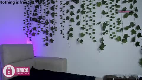 alana_pherson online show from March 18, 1:53 am