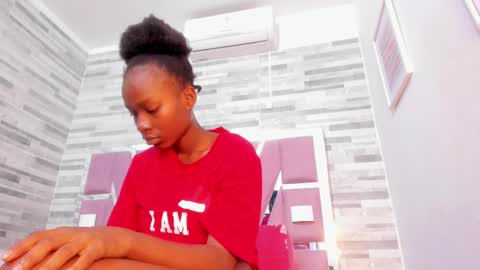 Alana online show from February 11, 9:35 pm