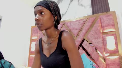 Alana online show from October 12, 4:50 pm