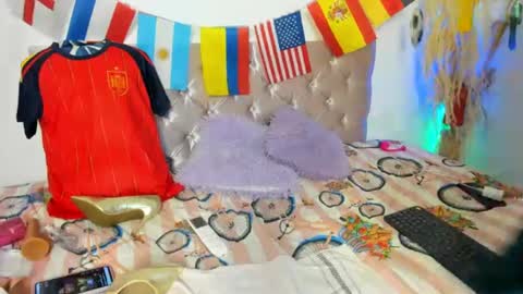 Snapshot of alana_vega69 chatting on July 16, 12:11 pm alana_vega69 online show from July 16, 12:11 pm
