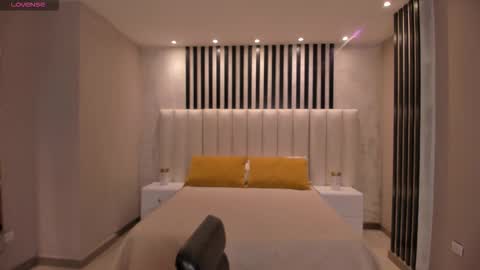 Alana online show from October 20, 12:05 pm