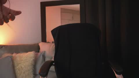 Alanna online show from July 29, 6:22 am