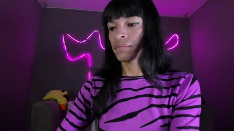 Snapshot of alanakimura_ chatting on May 26, 12:34 pm Alana silvana online show from May 26, 12:34 pm