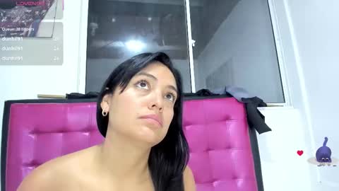 Snapshot of alanalars1 chatting on February 2, 4:11 am AlanaLars online show from February 2, 4:11 am