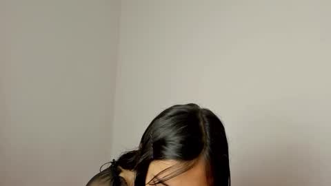 ALANA Please follow me  online show from February 12, 4:18 am