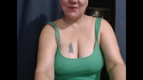 Snapshot of alanamost chatting on December 2, 1:55 am alanamost online show from December 2, 1:55 am