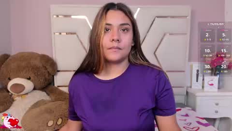 Snapshot of alanarousse_ chatting on June 30, 12:17 pm alanarousse_ online show from June 30, 12:17 pm