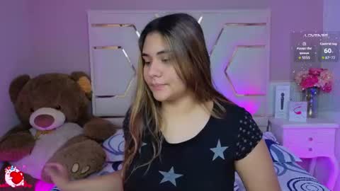 Snapshot of alanarousse_ chatting on July 15, 12:10 pm alanarousse_ online show from July 15, 12:10 pm