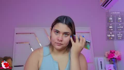 Snapshot of alanarousse_ chatting on July 27, 12:34 pm alanarousse_ online show from July 27, 12:34 pm